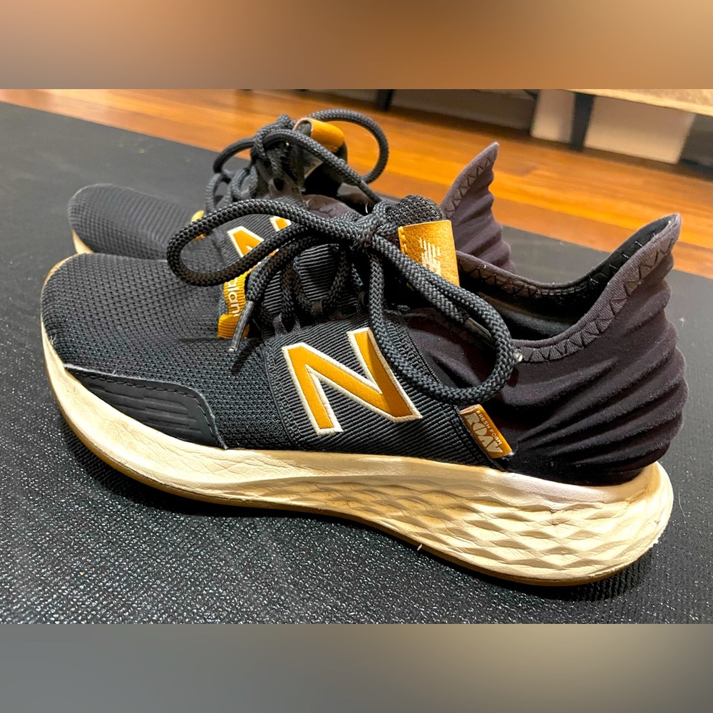 New Balance Women's ROAV Fresh Foam Sportstyle Running Shoes